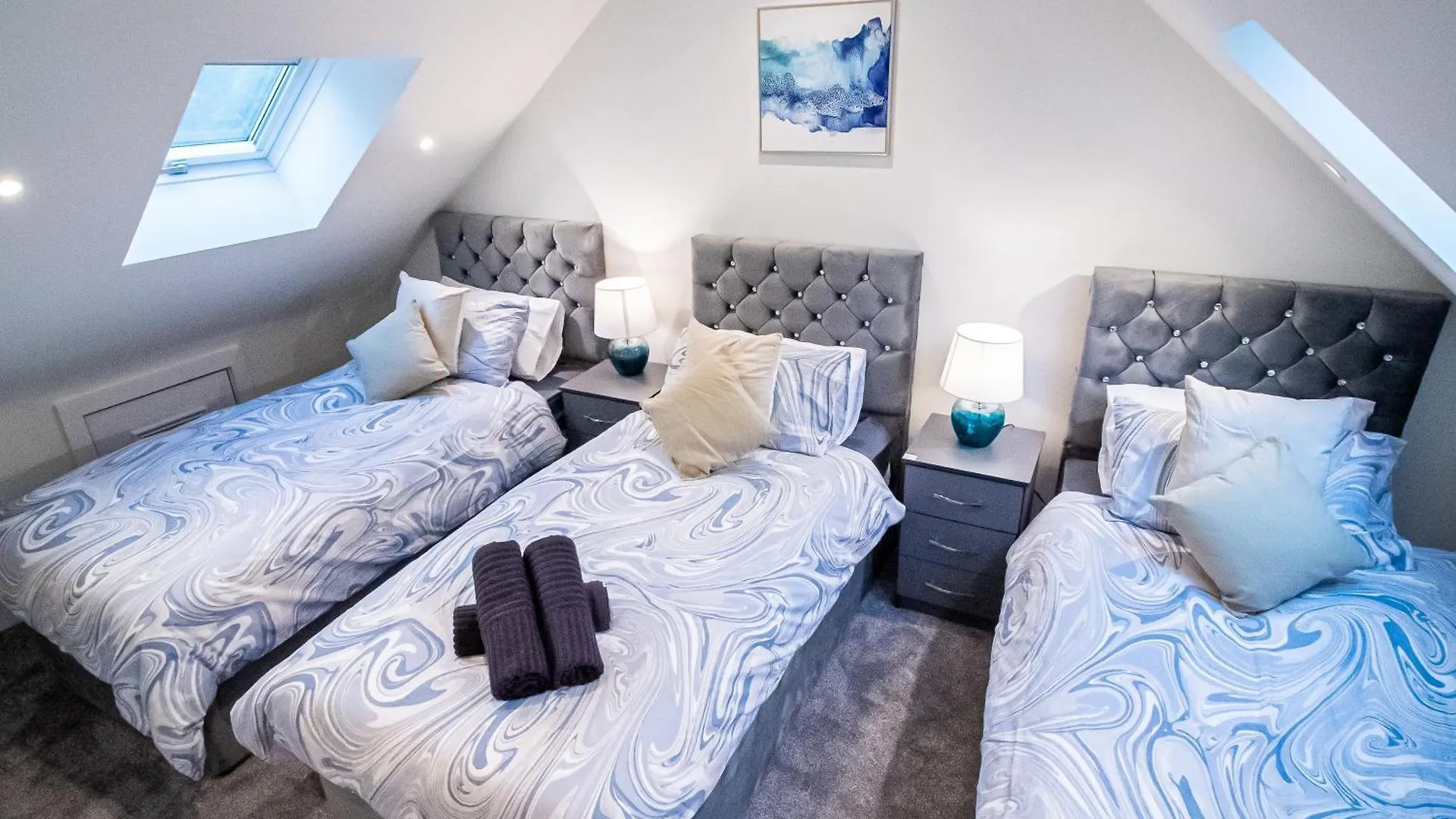 Apartament Modern 4-Bed Townhouse, Conveniently Located Near Leeds City Centre - Perfect For Corporate Stays