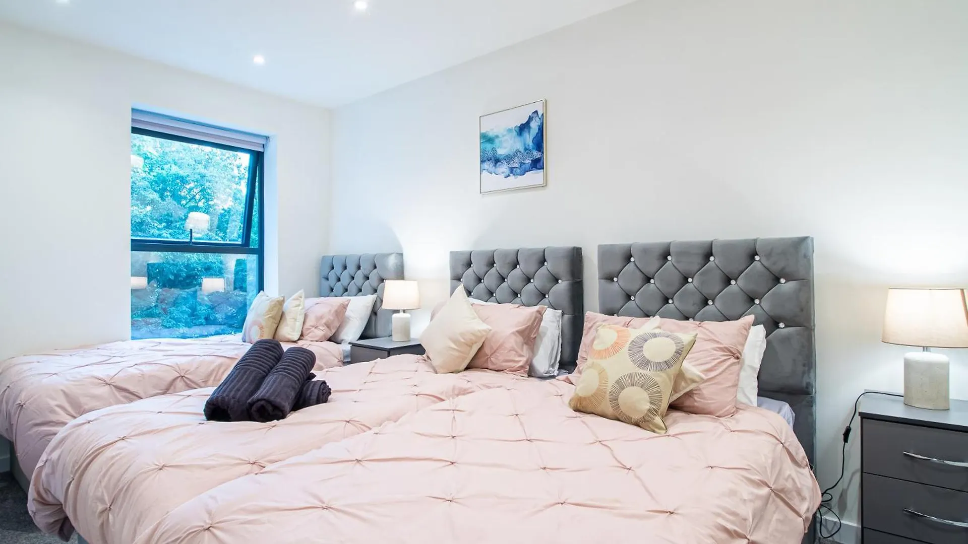Appartement Modern 4-Bed Townhouse, Conveniently Located Near Leeds City Centre - Perfect For Corporate Stays