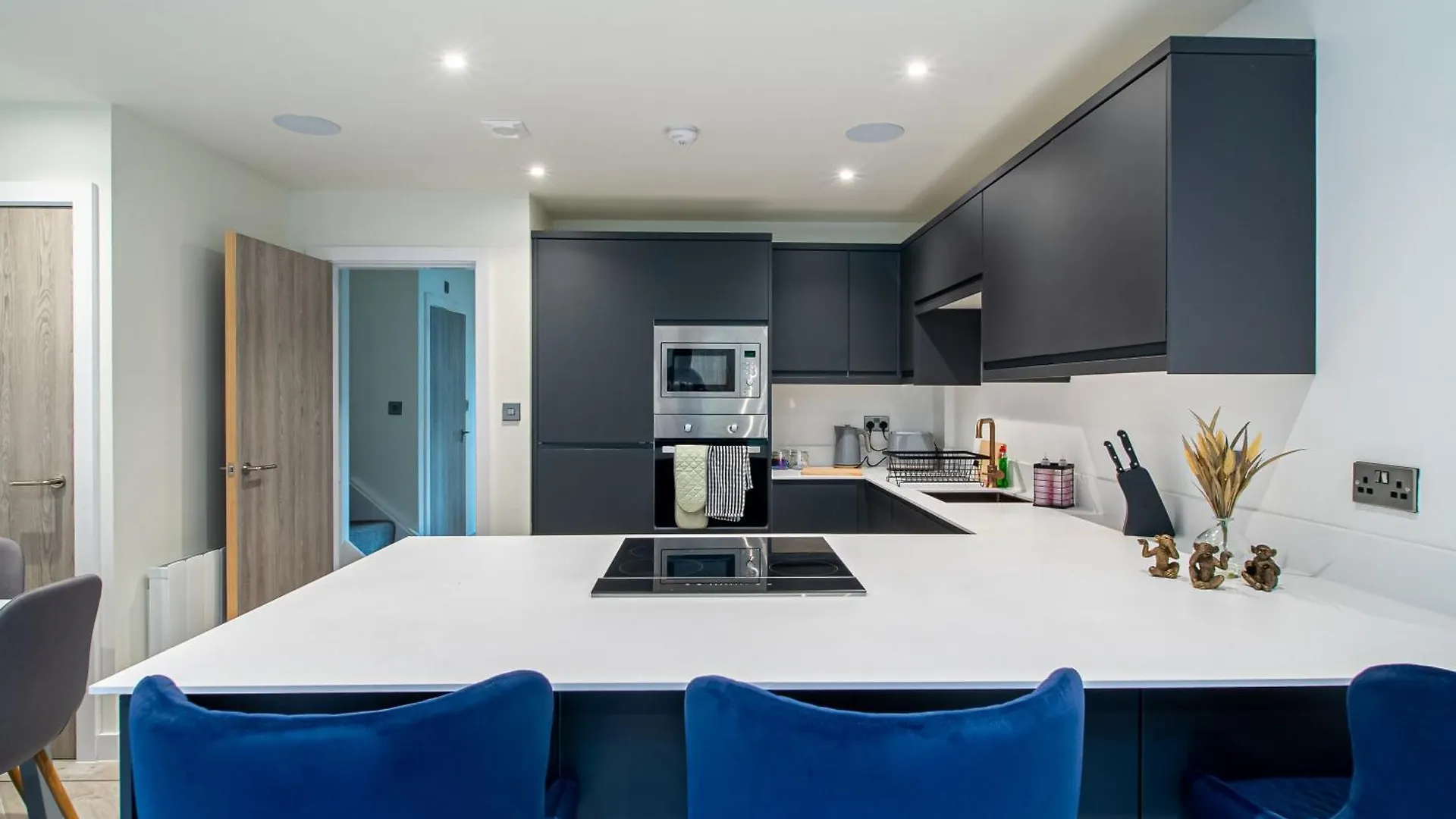 Appartement Modern 4-Bed Townhouse, Conveniently Located Near Leeds City Centre - Perfect For Corporate Stays Verenigd Koninkrijk